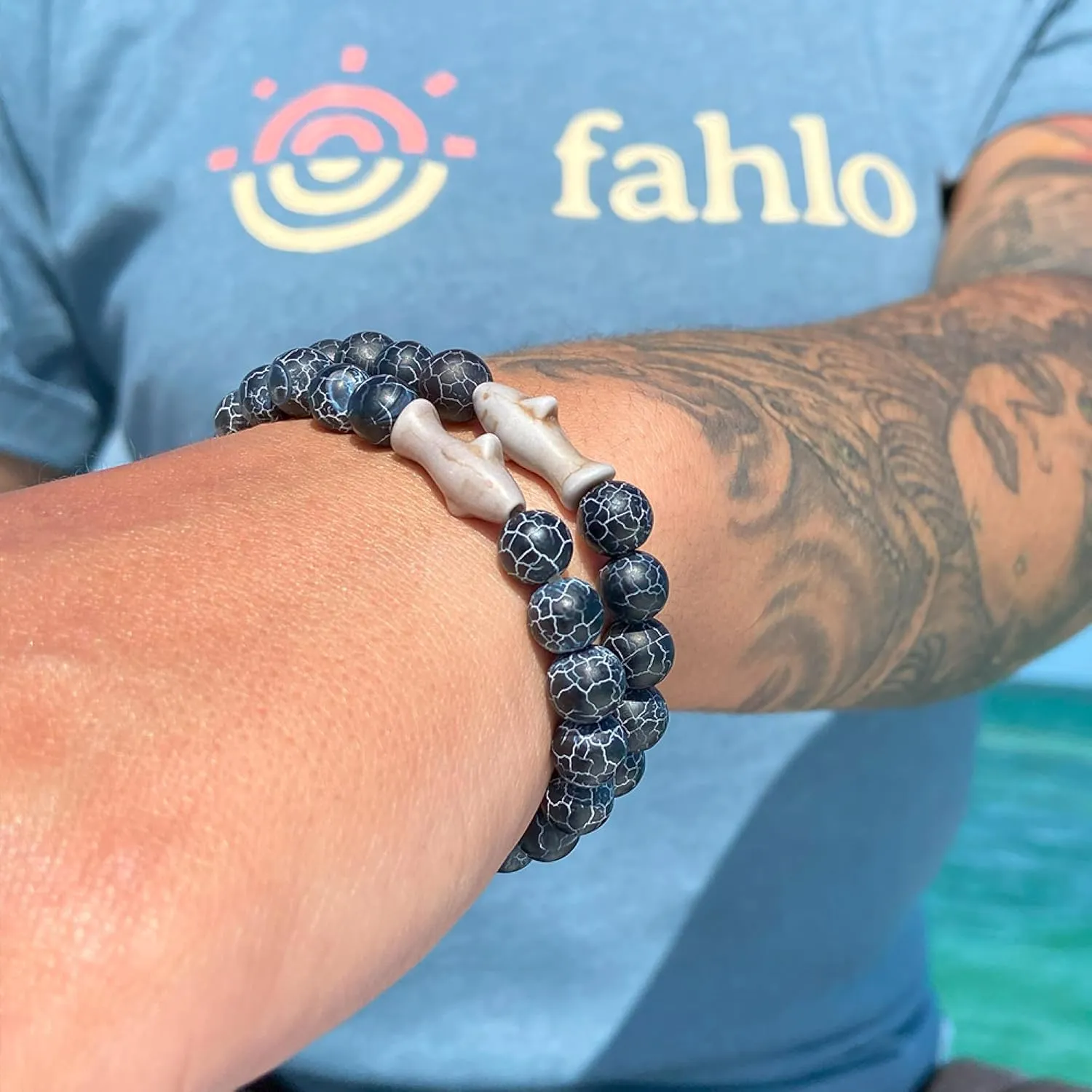 Fahlo Shark Tracking Bracelet, Elastic, supports Saving The Blue, one size fits most for Men and Women