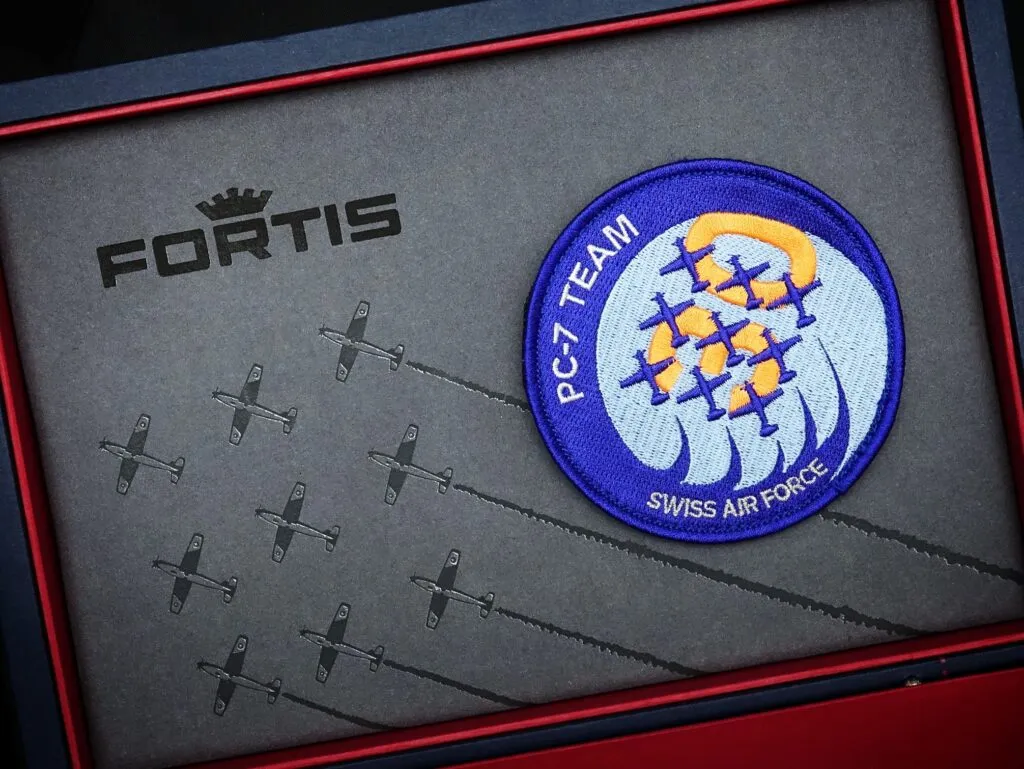 FOR Watch Aeromaster PC-7 Team Edition Day Date