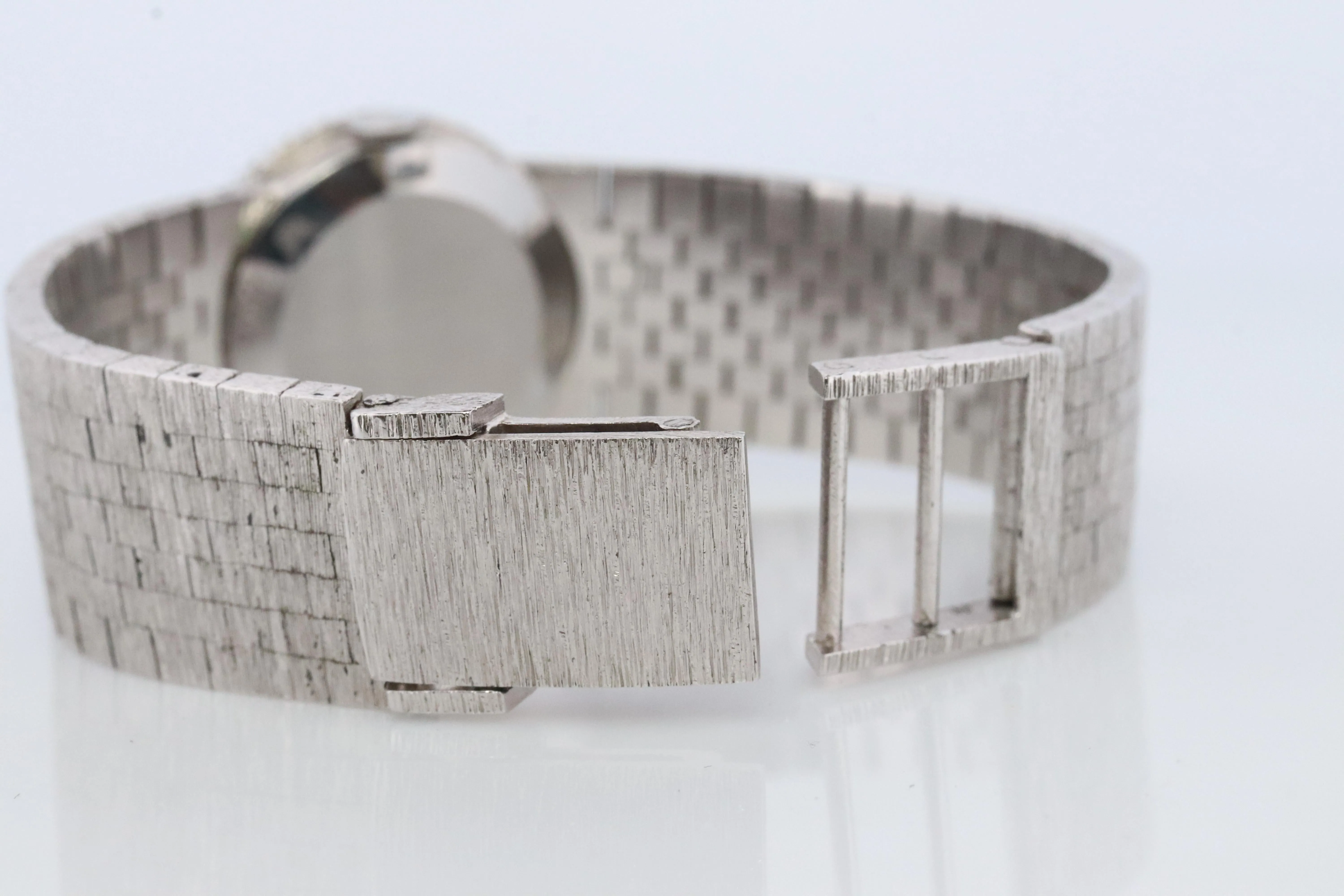 Genuine Rolex Watch. Diamond Bezel Ladies ROLEX 2649 Precision.