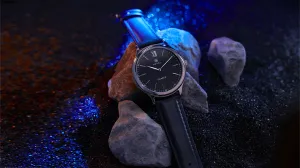 Iarvel Watch