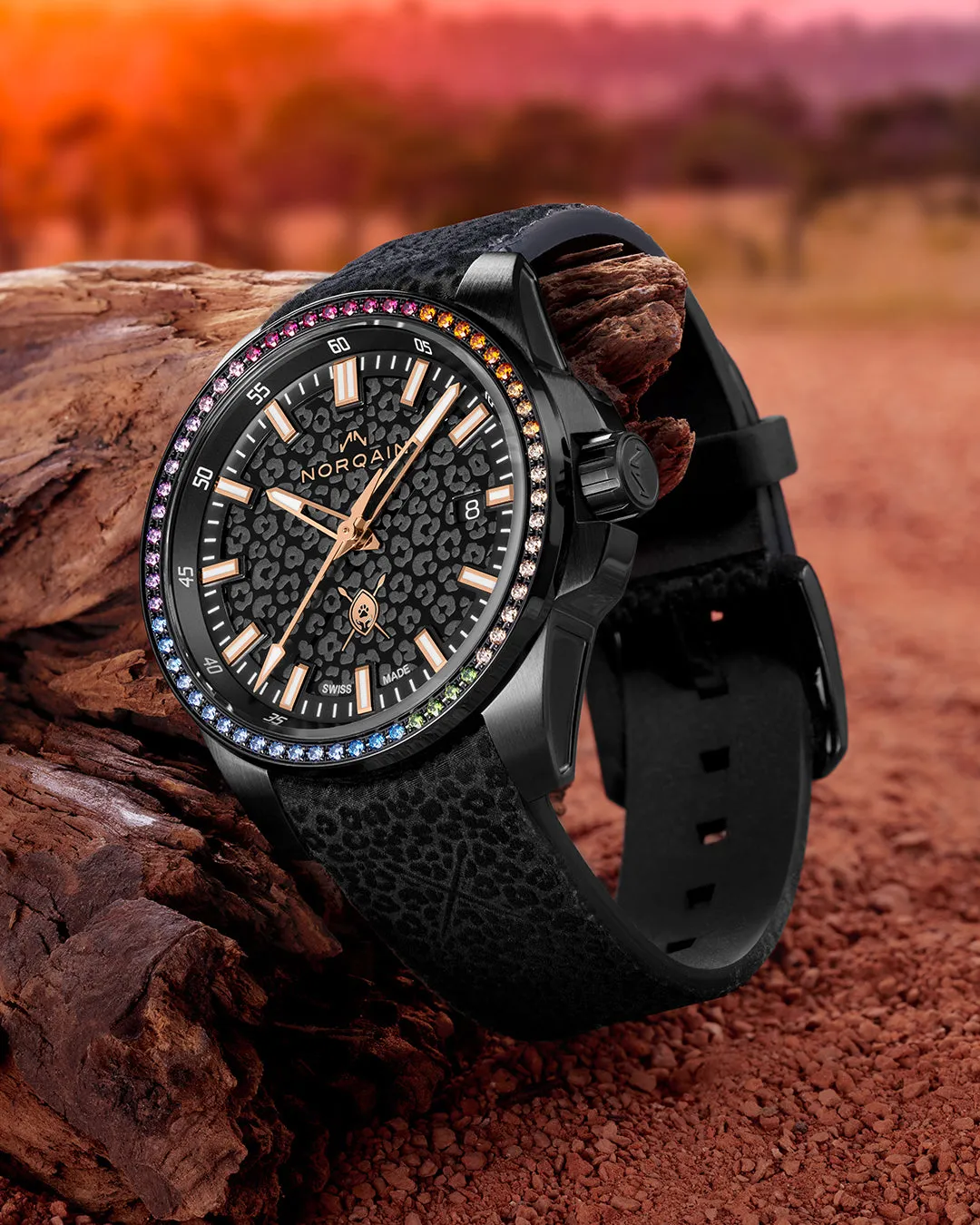 Independence 40mm Hakuna Mipaka Rainbow Bezel