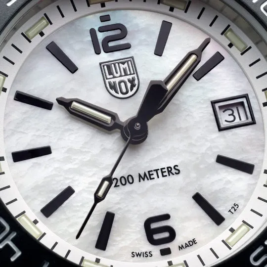 Luminox Pacific Diver Ripple 39mm Diver Watch XS.3124M