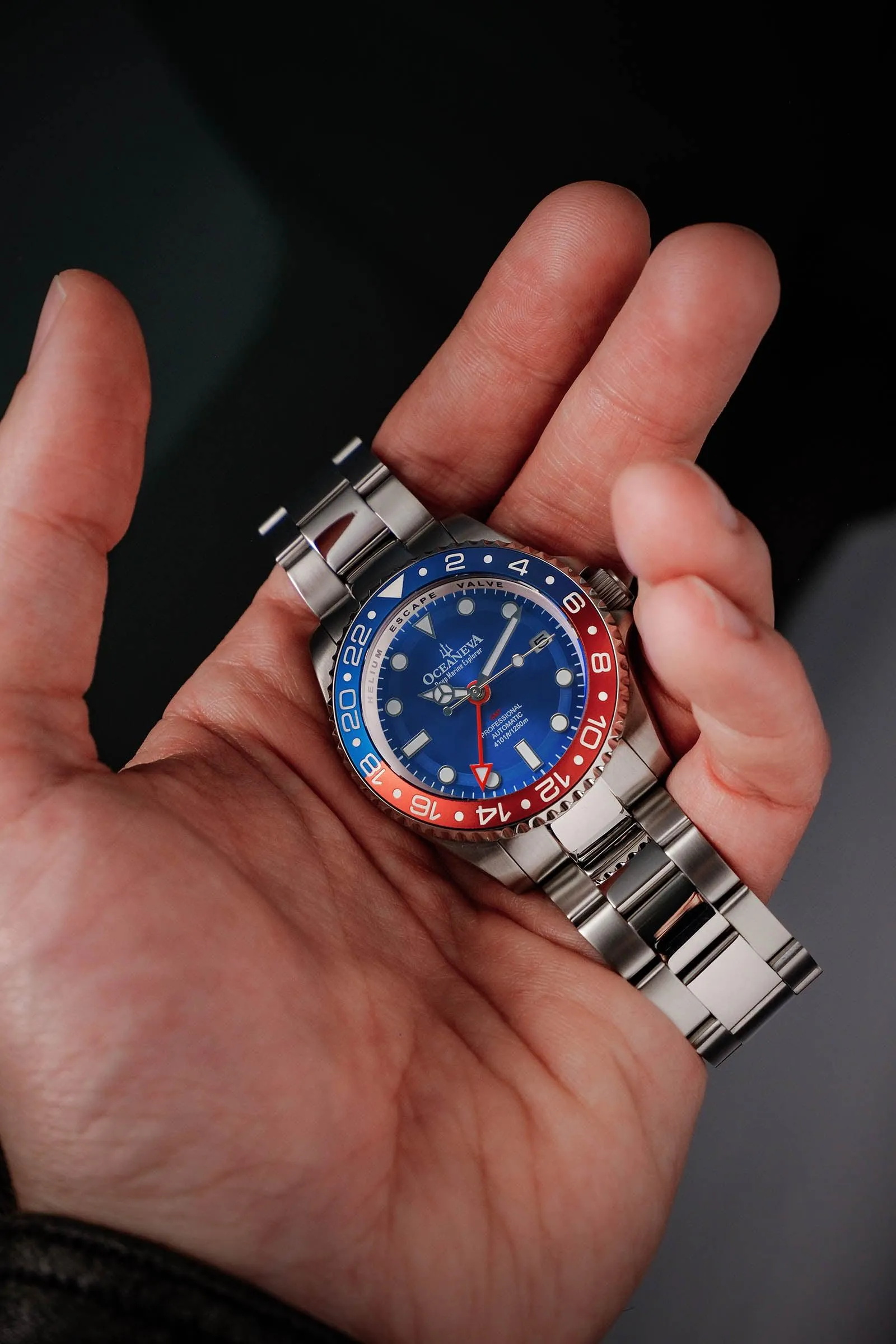 Oceaneva™ Deep Marine Explorer GMT Automatic 1250M Men's Watch
