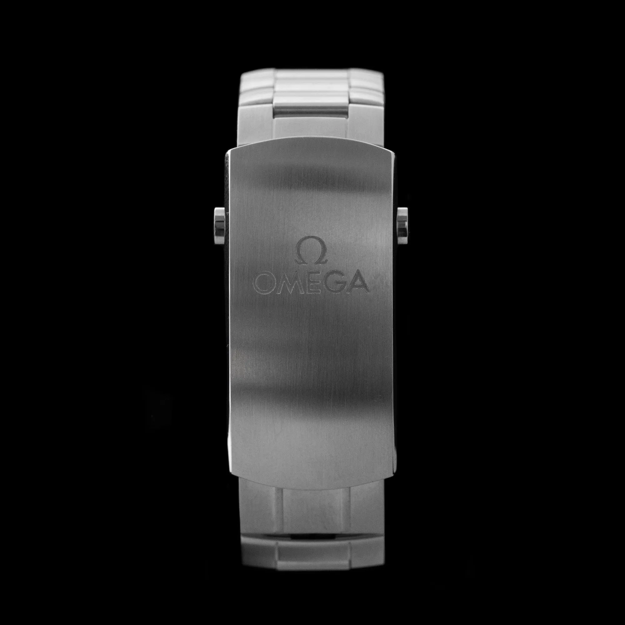 Omega - 2022 Planet Ocean 600M Master Chronometer