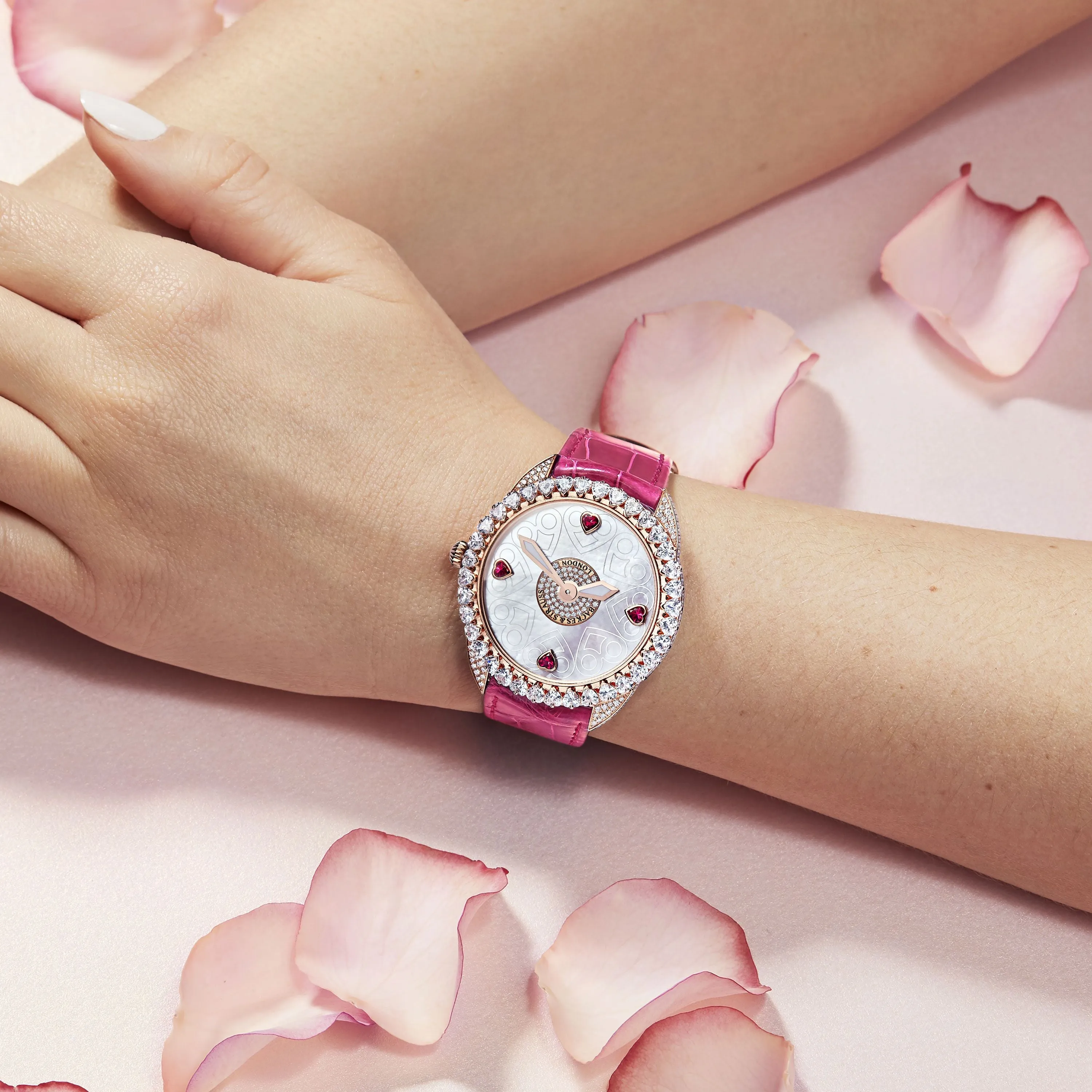 Queen of Hearts 40 Luxury Diamond Watch for Women - 40 mm Rose Gold - Backes & Strauss