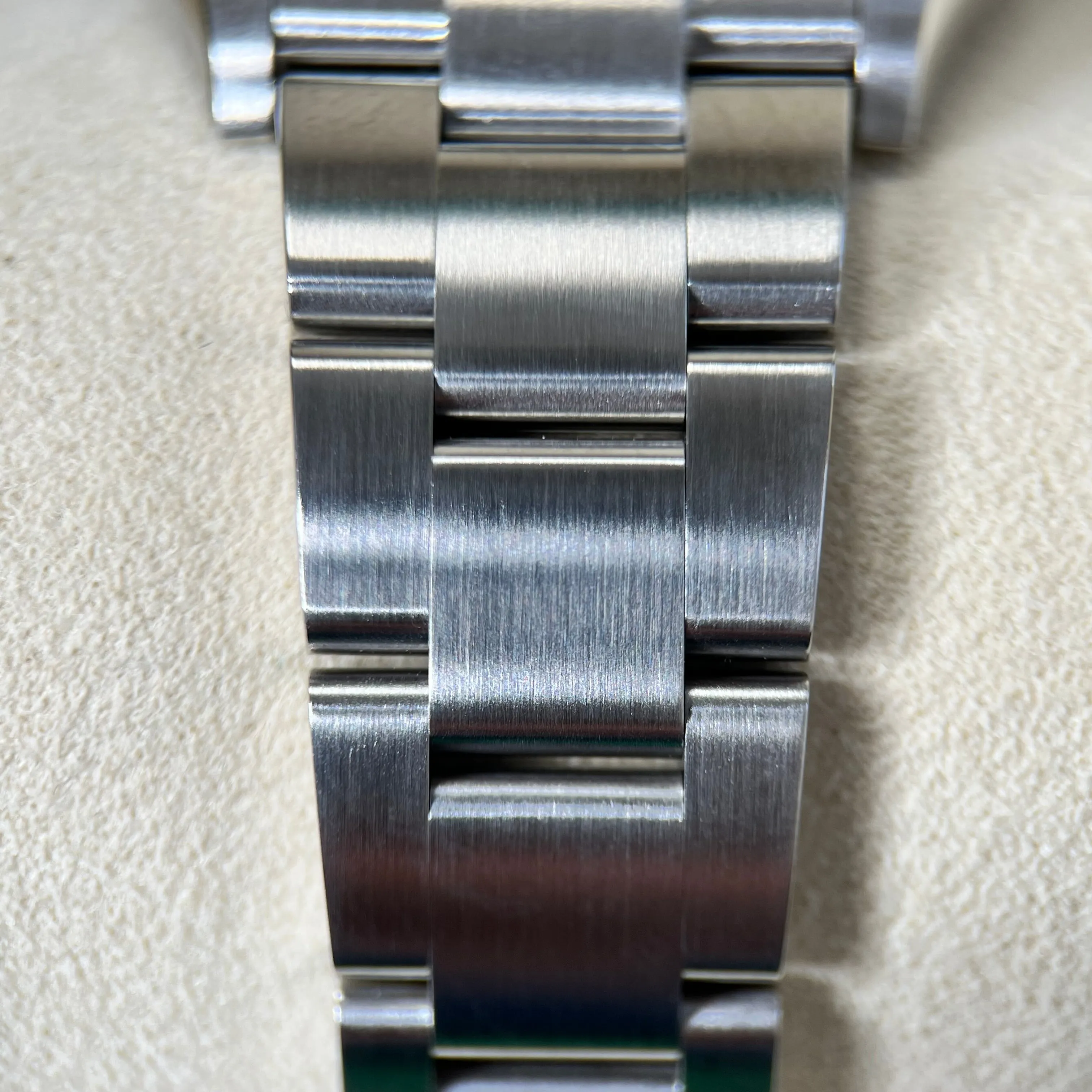 Rolex Explorer 124270 36mm 2022 Unworn Full Set Watch