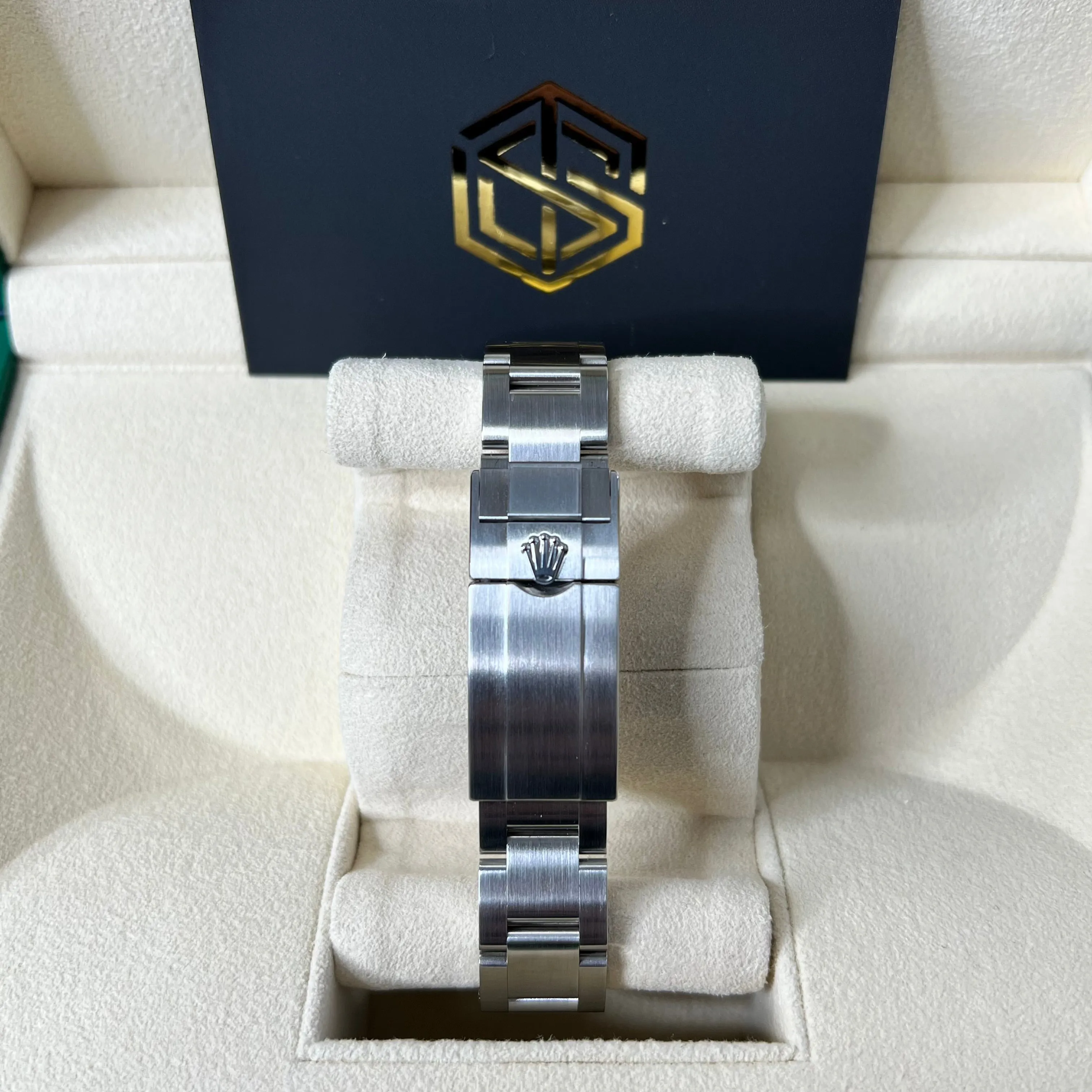 Rolex Explorer 124270 36mm 2022 Unworn Full Set Watch