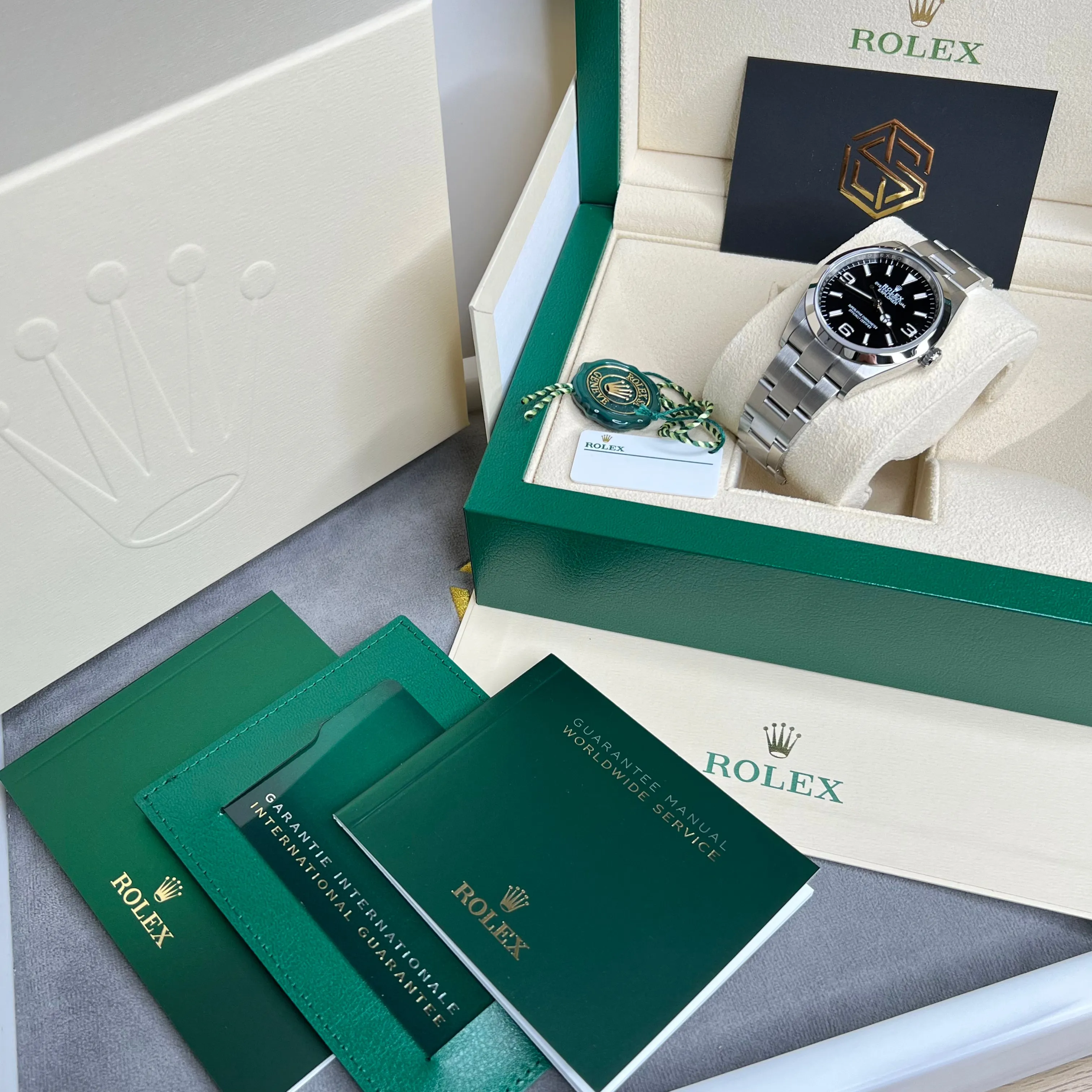 Rolex Explorer 124270 36mm October 2022 Unworn Full Set Watch