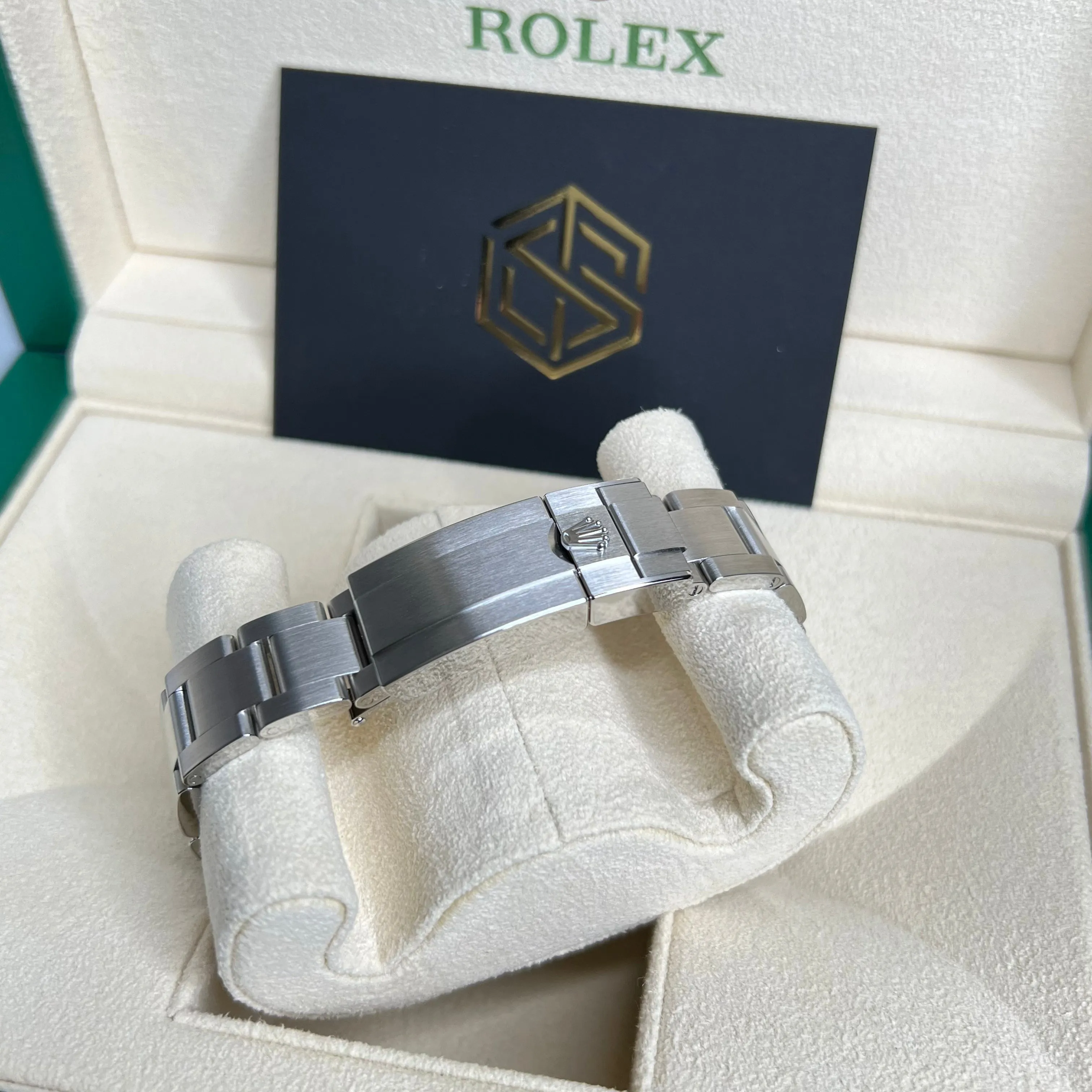 Rolex Explorer 124270 36mm October 2022 Unworn Full Set Watch