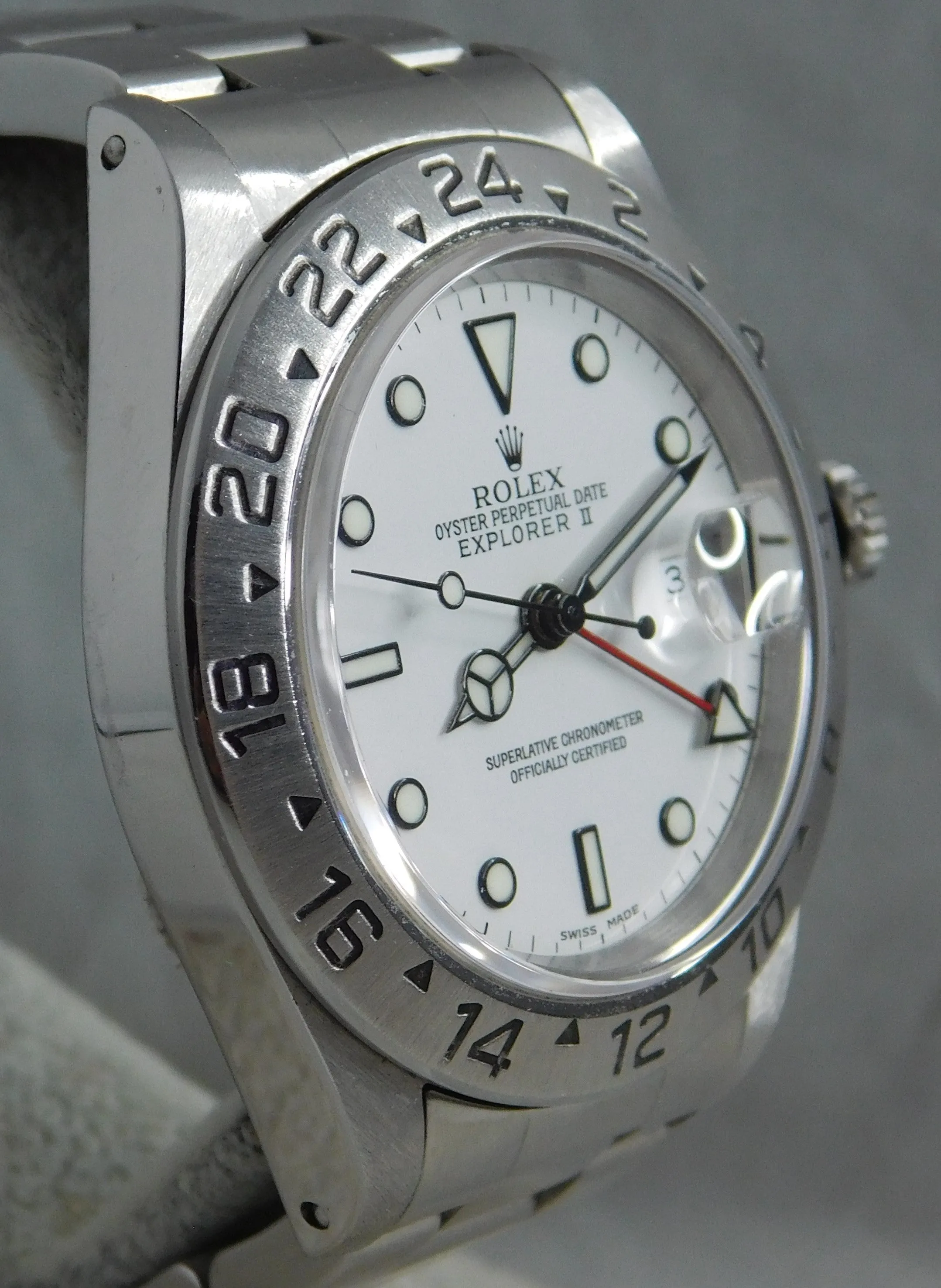Rolex Explorer II White Polar Dial 16570 SS Vintage 1999 GMT Mens Watch....40mm