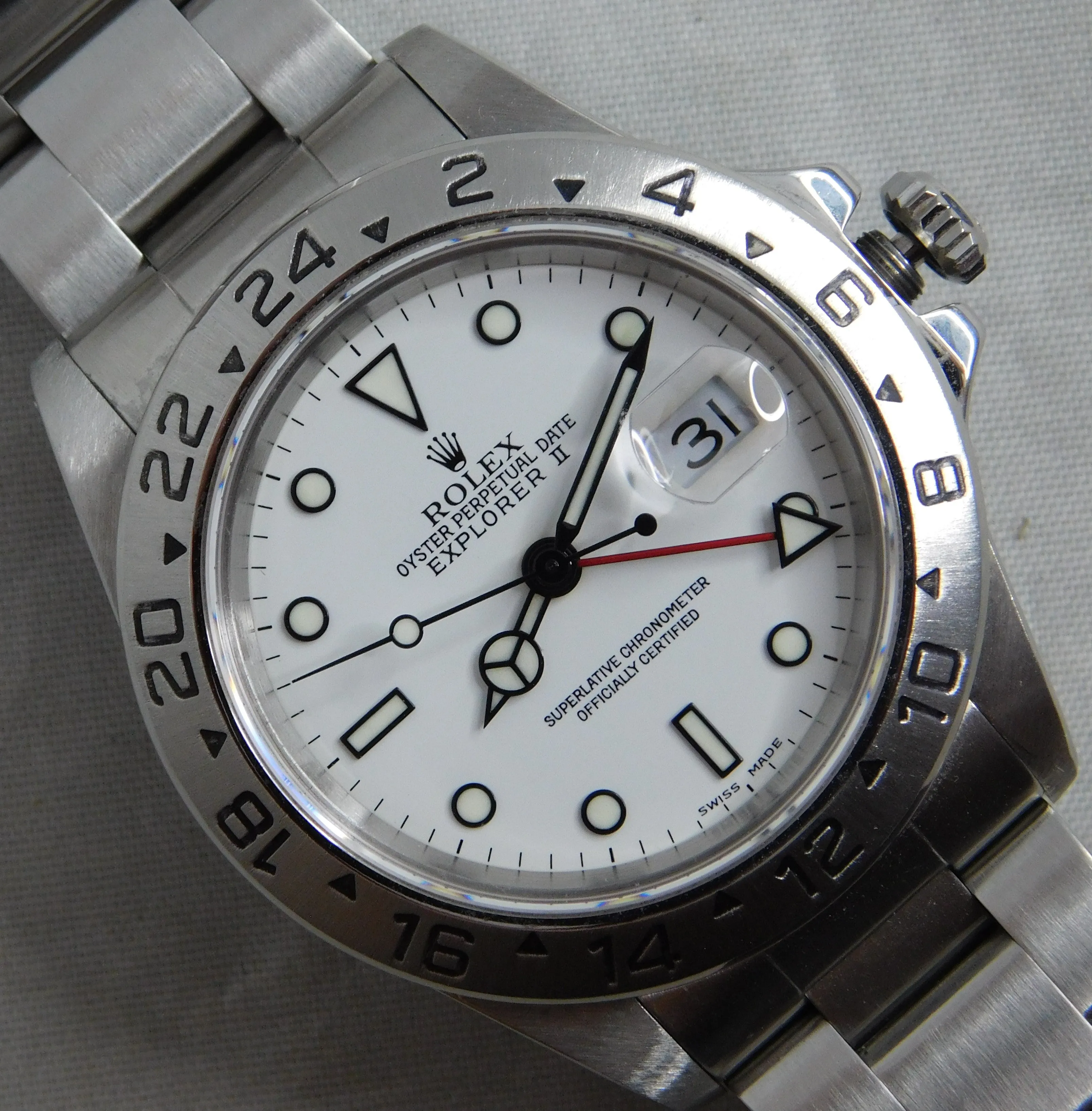 Rolex Explorer II White Polar Dial 16570 SS Vintage 1999 GMT Mens Watch....40mm