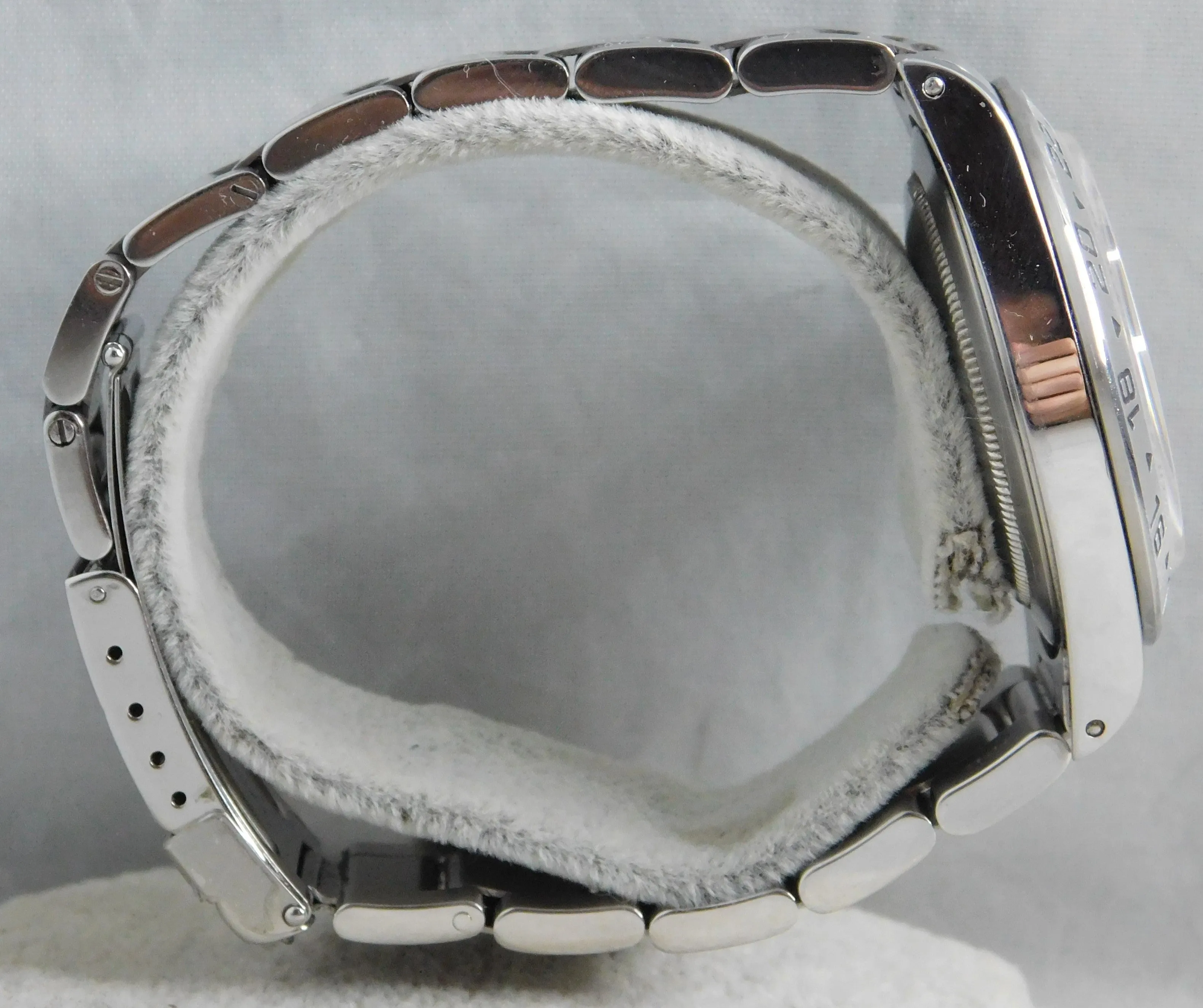 Rolex Explorer II White Polar Dial 16570 SS Vintage 1999 GMT Mens Watch....40mm