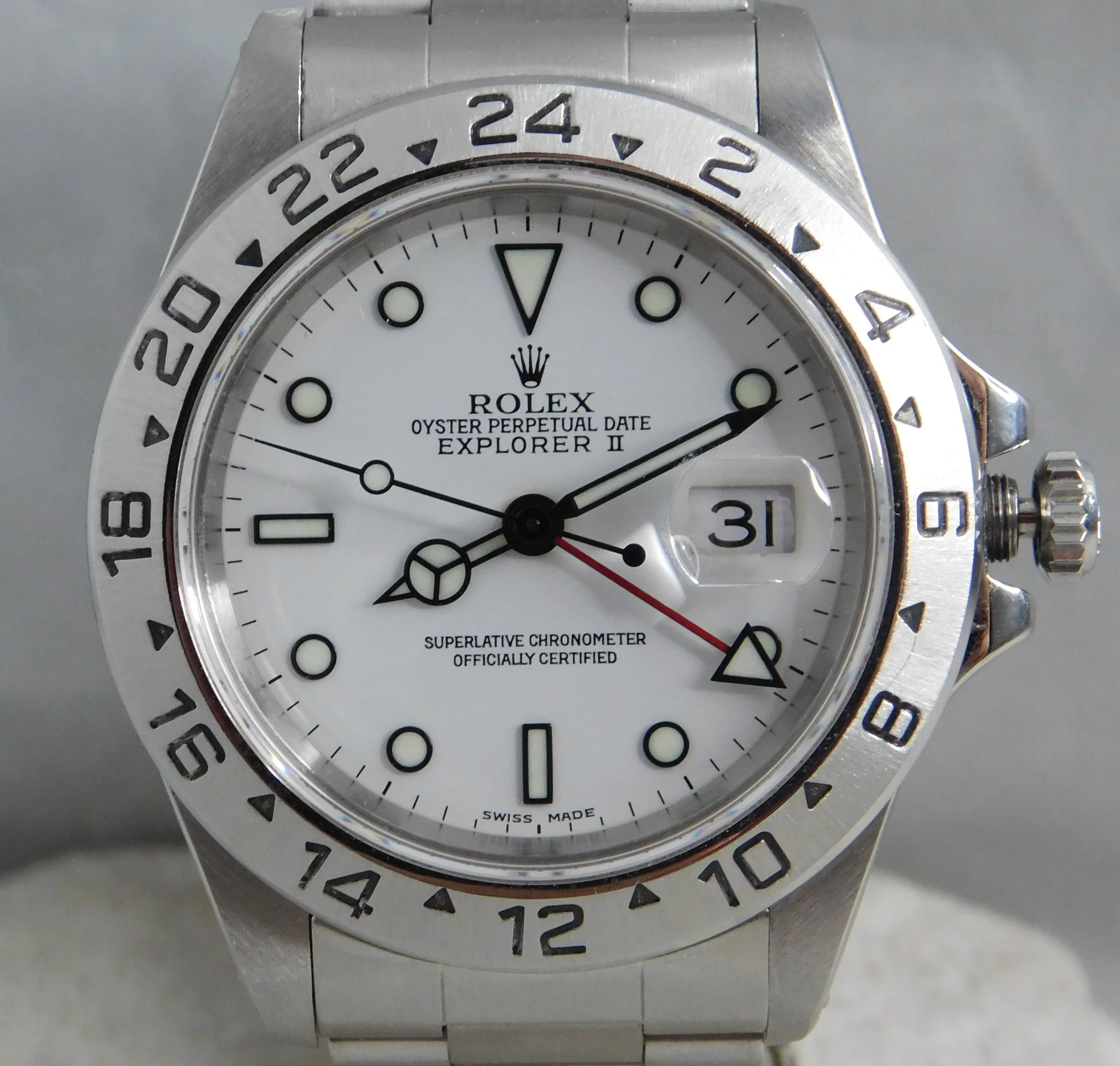 Rolex Explorer II White Polar Dial 16570 SS Vintage 1999 GMT Mens Watch....40mm