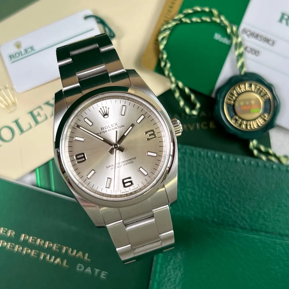 Rolex Oyster Perpetual 34mm 114200 (2019)