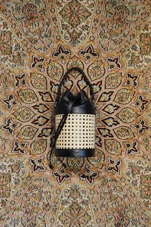 SAGAN VIENNA VIENNA BUCKET BAG S (NERO-RATTAN BEIGE)