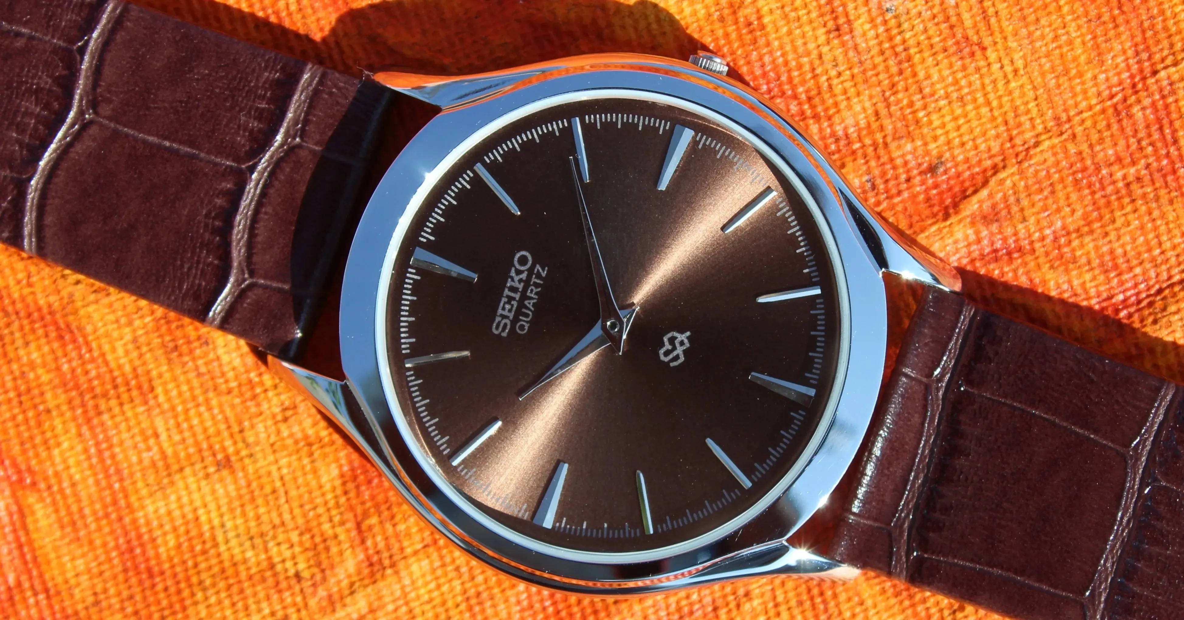 Seiko Quartz Super Slim Two Hands Japan Made Stainless Steel Case Brown Dial Wristwatch