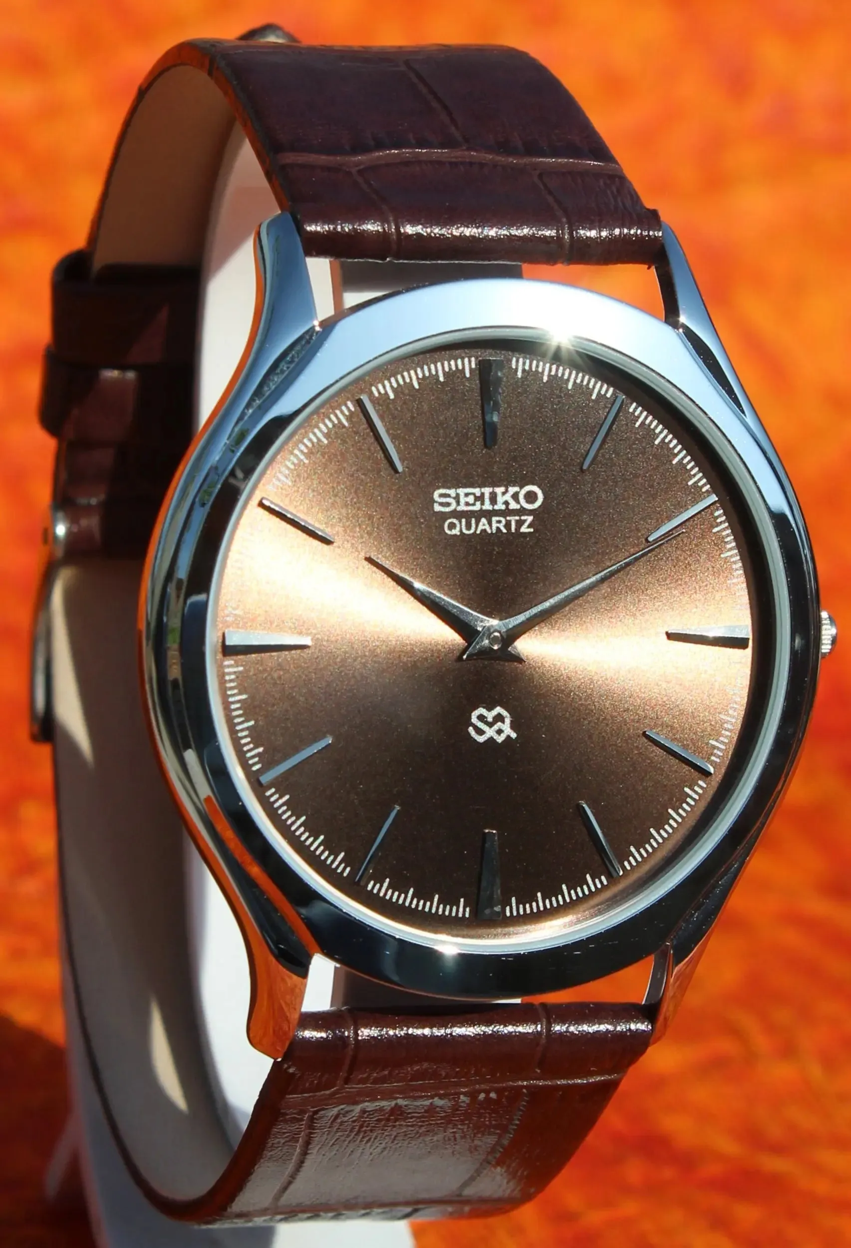 Seiko Quartz Super Slim Two Hands Japan Made Stainless Steel Case Brown Dial Wristwatch