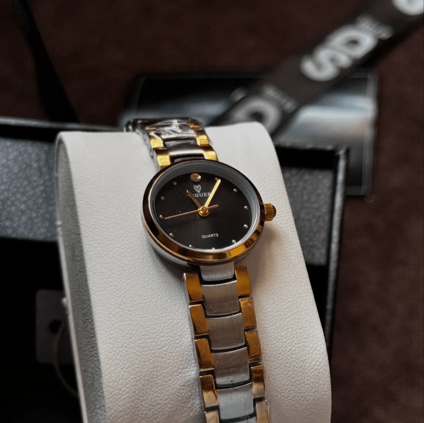 VIGUER Luxury Women Wrist Watch Waterproof - 1332L